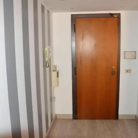 Apartamento Studio In Lido Di Ostia, With Wonderful City View, Furnished Terrace And Wifi - 1 Km From The Beach *