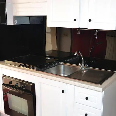 Apartamento Studio In Lido Di Ostia, With Wonderful City View, Furnished Terrace And Wifi - 1 Km From The Beach