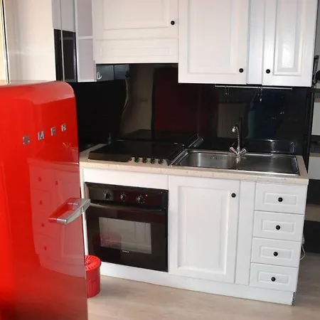 Apartamento Studio In Lido Di Ostia, With Wonderful City View, Furnished Terrace And Wifi - 1 Km From The Beach