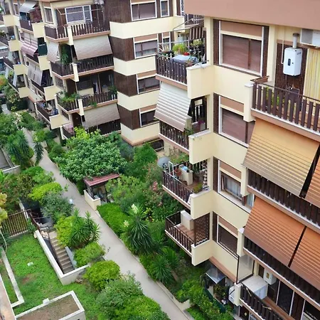 Studio In Lido Di Ostia, With Wonderful City View, Furnished Terrace And Wifi - 1 Km From The Beach *
