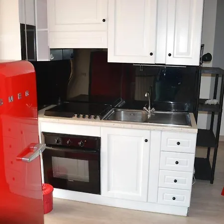 Studio In Lido Di Ostia, With Wonderful City View, Furnished Terrace And Wifi - 1 Km From The Beach Apartamento *